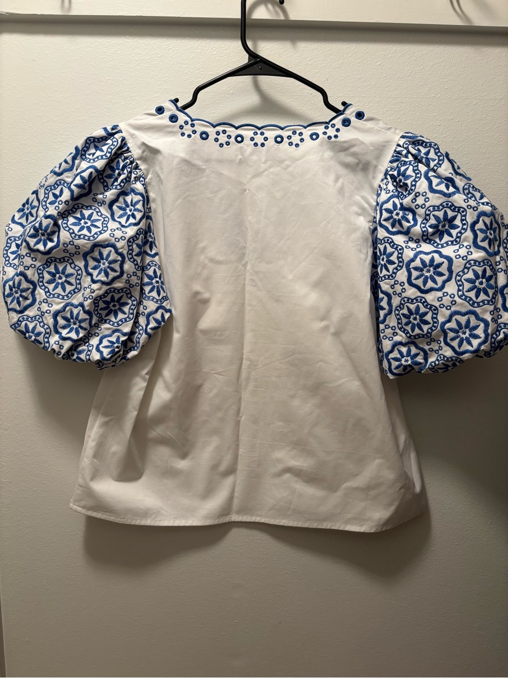 THML Blouse - Picture 2 of 3